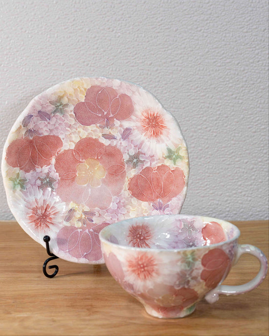 Yuzuriha Flower coffee cup set 薄紅色絵花(Gift box)