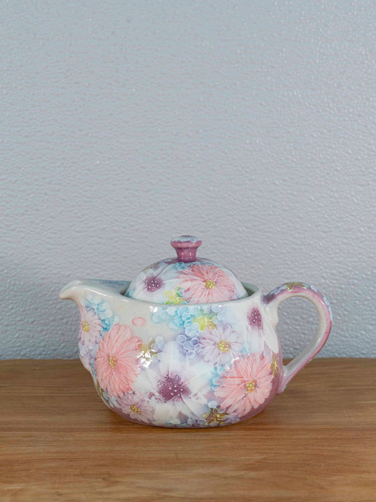 Yuzuriha Flower Tea Pot 色彩花 丸ポット（Gift Box）