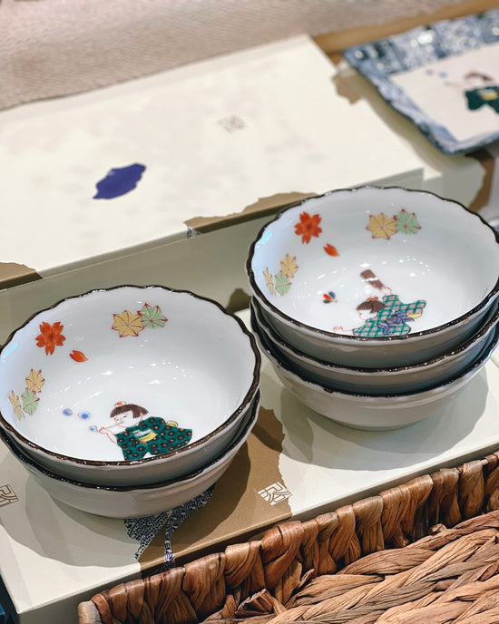 Kutani ware Handmade Kimono Girl Bowl 5pcs set(Gift Box)