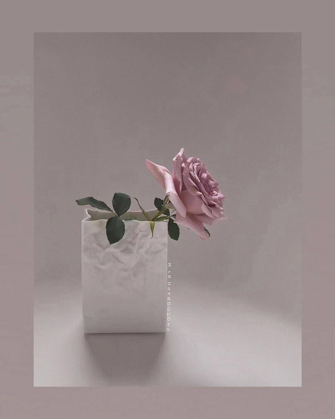 日本作家小松诚作品陶瓷褶皱花瓶系列– Moonwareusa