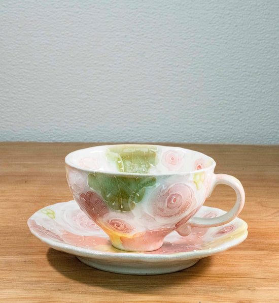 Yuzuriha Flower coffee cup set 釉彩ローズ （Gift Box）